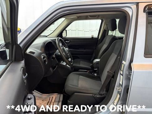 Used 2014 Jeep Patriot Sport w/ Power Value Group AWD/4WD image 25