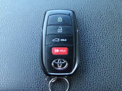 Used 2025 Toyota Camry XSE image 28