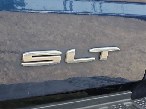Certified 2023 GMC Sierra 1500 SLT AWD/4WD image 30