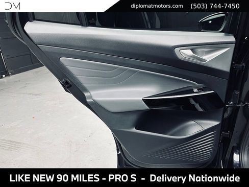 Used 2024 Volkswagen ID.4 Pro S AWD/4WD image 25