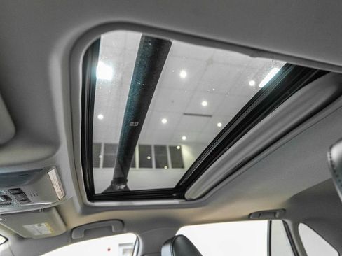 Used 2021 Toyota RAV4 XLE Premium AWD/4WD image 24