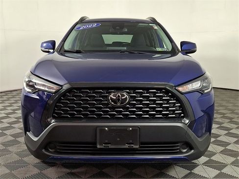Used 2022 Toyota Corolla Cross LE image 5
