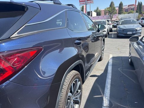 Used 2022 Lexus RX 450h AWD w/ Premium Package image 5