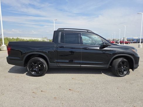 Used 2025 Honda Ridgeline Black Edition image 21