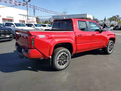 New 2025 Toyota Tacoma TRD Sport image 3