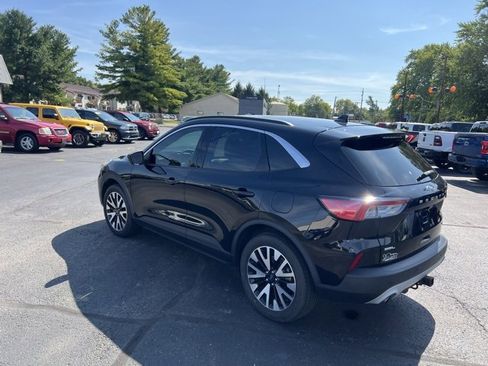 Used 2020 Ford Escape SEL image 17