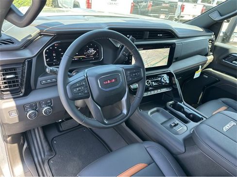 New 2025 GMC Sierra 2500 AT4 w/ AT4 Premium Plus Package image 5