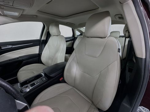 Used 2017 Ford Fusion Titanium FWD image 21
