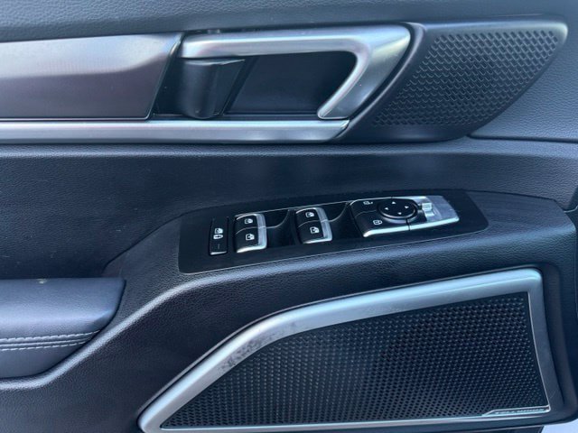 Used 2024 Kia Telluride LX FWD image 25