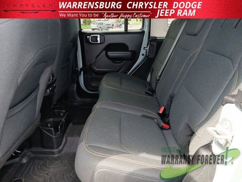 Used 2024 Jeep Wrangler Sport S image 14