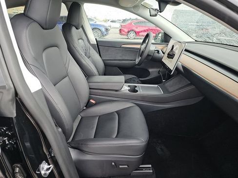 Used 2025 Tesla Model Y Performance AWD/4WD image 7