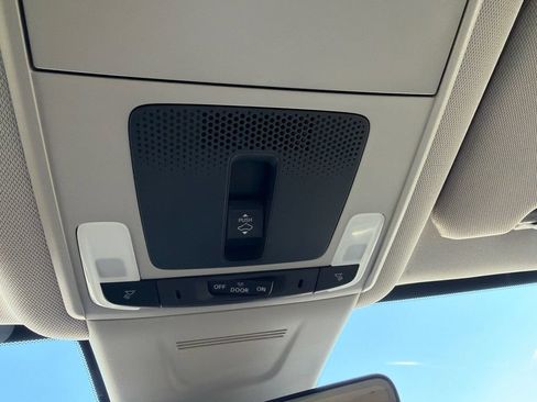 Used 2025 Honda CR-V EX-L image 35
