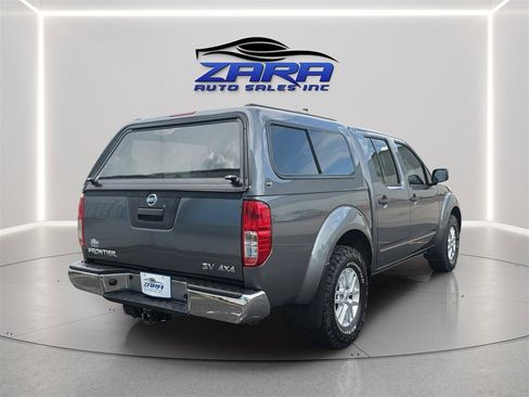 Used 2018 Nissan Frontier SV AWD/4WD image 7