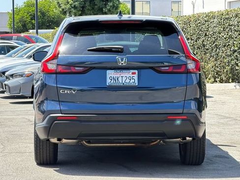 Certified 2025 Honda CR-V EX image 5