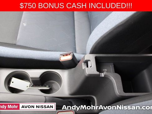 New 2025 Nissan Versa SV image 26