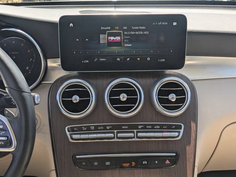 Certified 2022 Mercedes-Benz GLC 300 4MATIC image 5