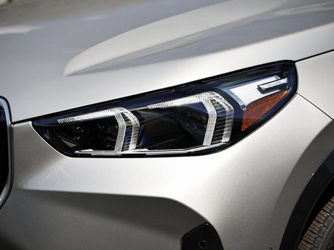 New 2026 BMW X1 xDrive28i w/ Technology Package image 10