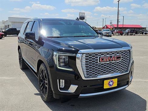 Used 2023 GMC Yukon Denali w/ Denali Reserve Package RWD image 6