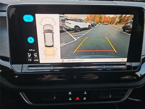 New 2026 Volkswagen Atlas Cross Sport SE image 20