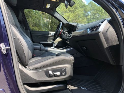 Used 2020 BMW X5 xDrive40i w/ Executive Package image 16