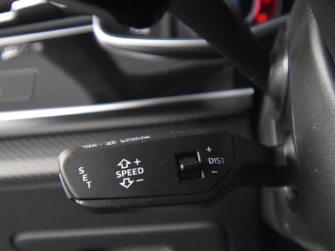 New 2025 Audi RS Q8 performance image 26