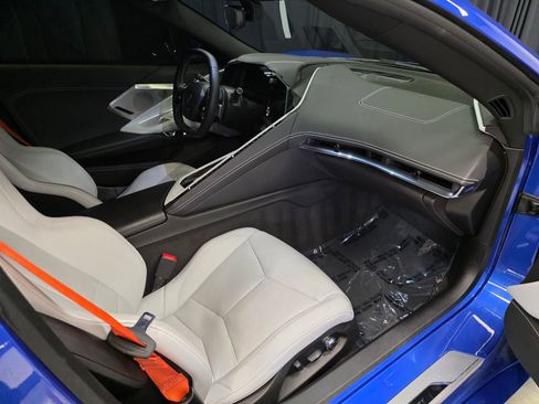 Used 2020 Chevrolet Corvette Stingray Preferred Cpe w/ 2LT Preferred Equipment Group RWD image 31