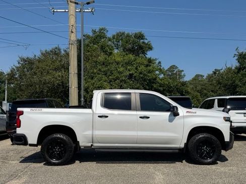 Used 2021 Chevrolet Silverado 1500 LT Trail Boss w/ Convenience Package II AWD/4WD image 6