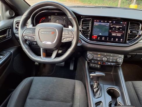 Used 2025 Dodge Durango GT AWD/4WD image 6