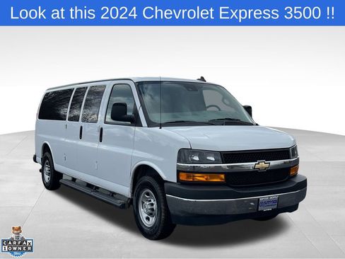 Used 2024 Chevrolet Express 3500 LT w/ LT Preferred Equipment Group image 1