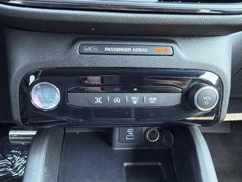 Certified 2023 Ford Escape ST-Line w/ Tech Pack #1 FWD image 33
