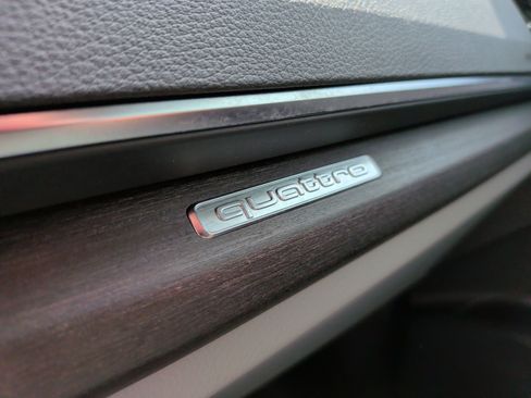 Used 2022 Audi Q5 2.0T Premium image 38