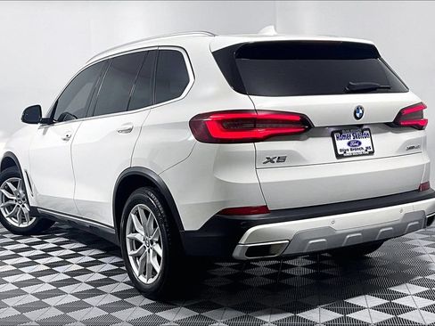 Used 2022 BMW X5 xDrive40i w/ Premium Package AWD/4WD image 11