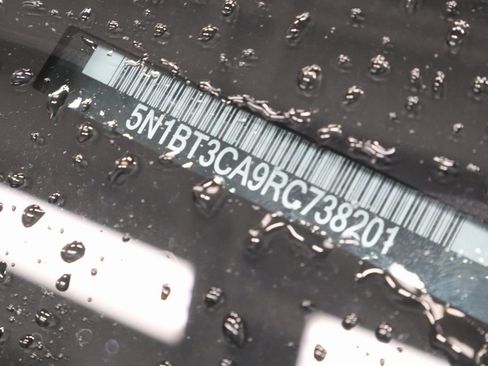 Certified 2024 Nissan Rogue SL w/ SL Premium Package image 37