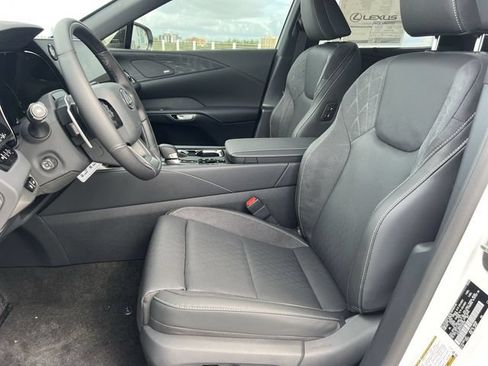 Used 2024 Lexus RX 450h AWD w/ Convenience Package image 11