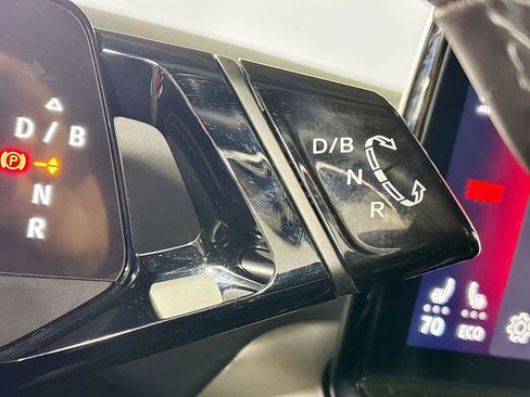 Certified 2023 Volkswagen ID.4 Pro S AWD/4WD image 18