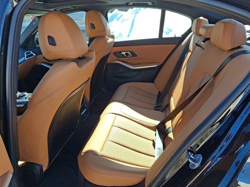 Used 2025 BMW 330i xDrive Sedan w/ M Sport Package image 10