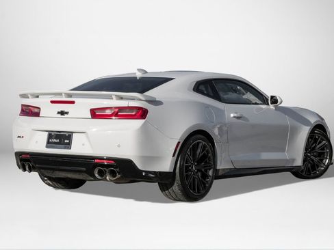 Used 2018 Chevrolet Camaro ZL1 image 6