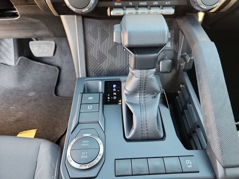 Used 2021 GMC Sierra 1500 Elevation w/ X31 Off-Road Package image 21