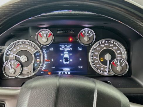 Used 2018 RAM 1500 Limited AWD/4WD image 12