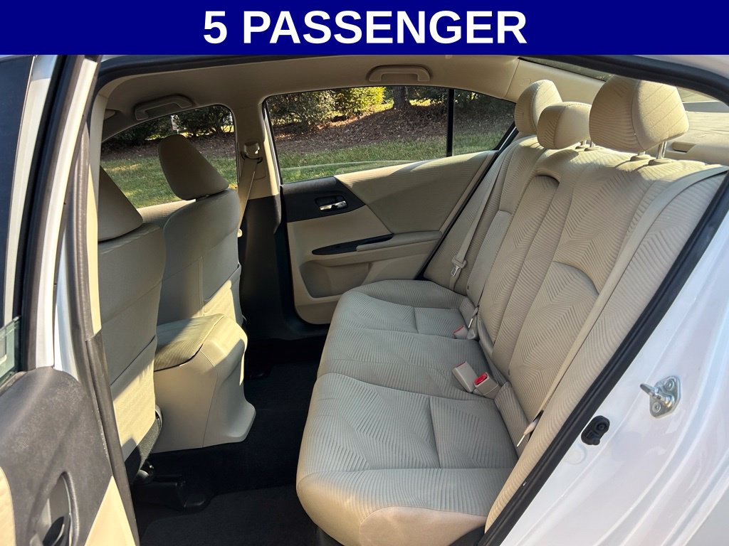 Used 2016 Honda Accord LX image 11
