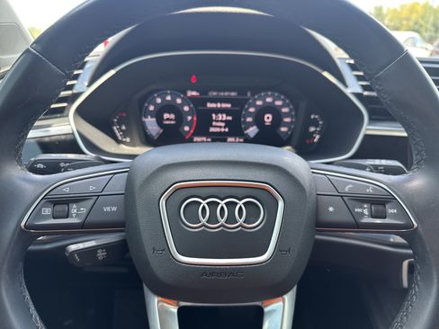 Used 2023 Audi Q3 2.0T Premium w/ Convenience Package AWD/4WD image 10