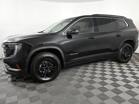 New 2025 GMC Acadia Elevation image 2