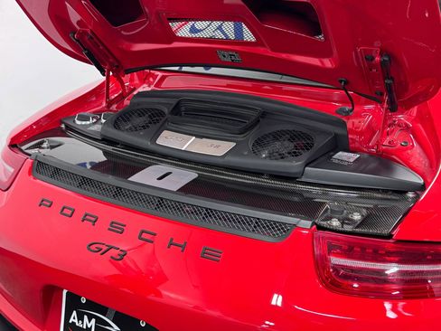 Used 2014 Porsche 911 GT3 RWD image 9