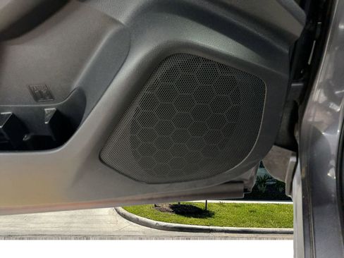 Used 2019 Subaru Ascent Premium image 20