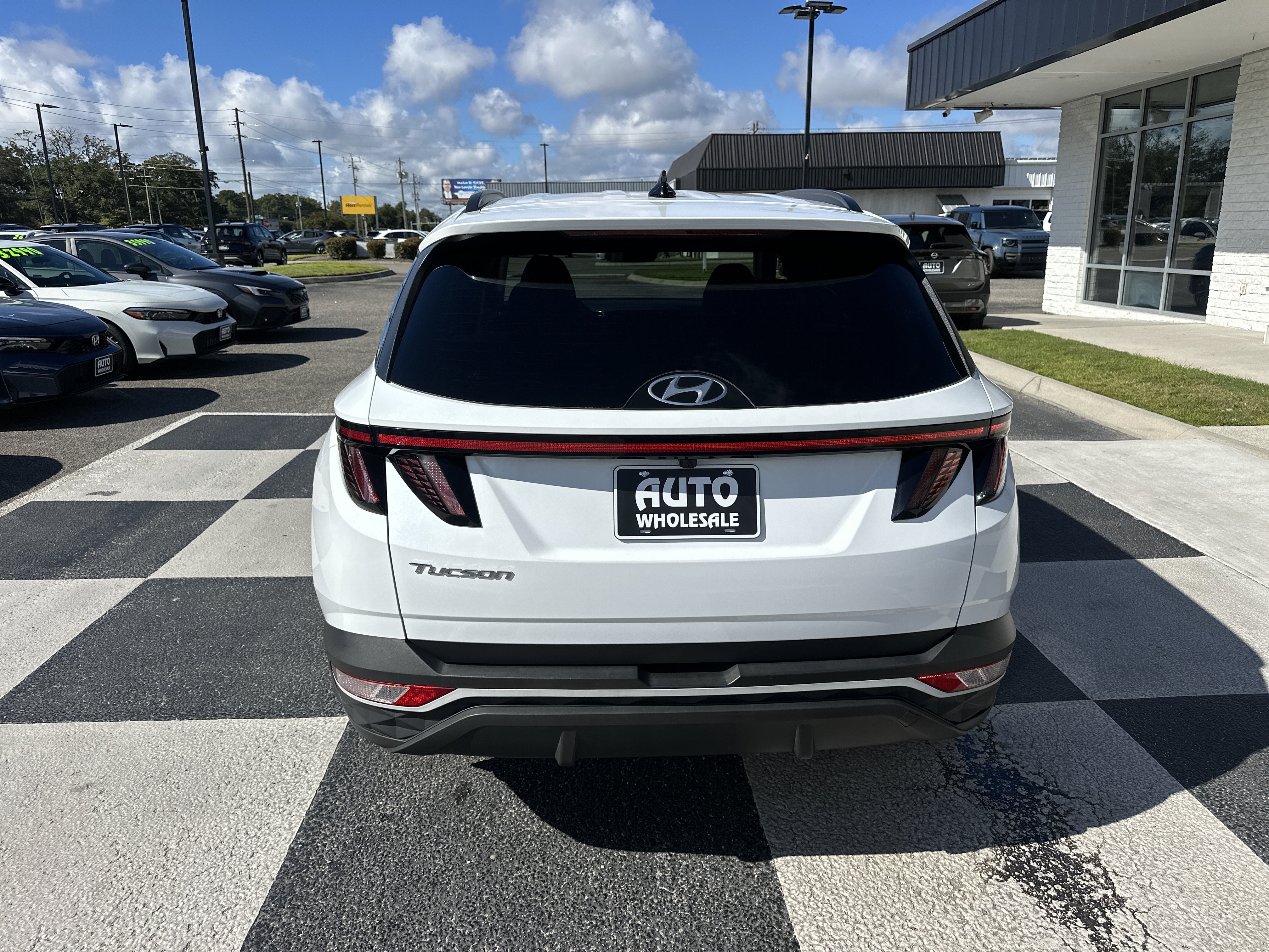 Used 2023 Hyundai Tucson SEL FWD image 8