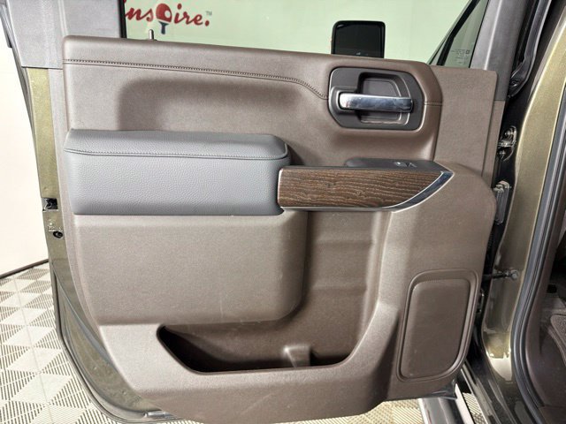 Used 2022 GMC Sierra 3500 Denali AWD/4WD image 31