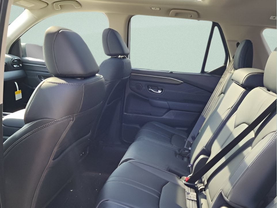 New 2026 Honda Pilot Touring image 17