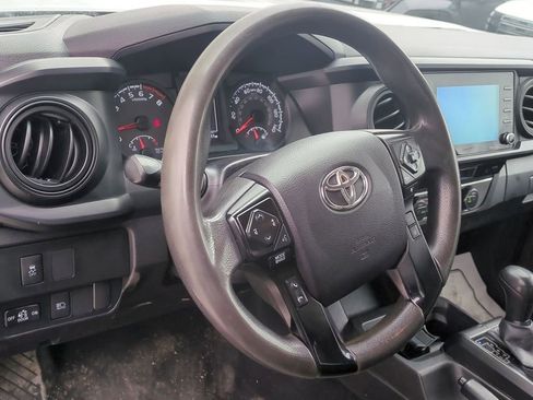 Used 2022 Toyota Tacoma SR image 13