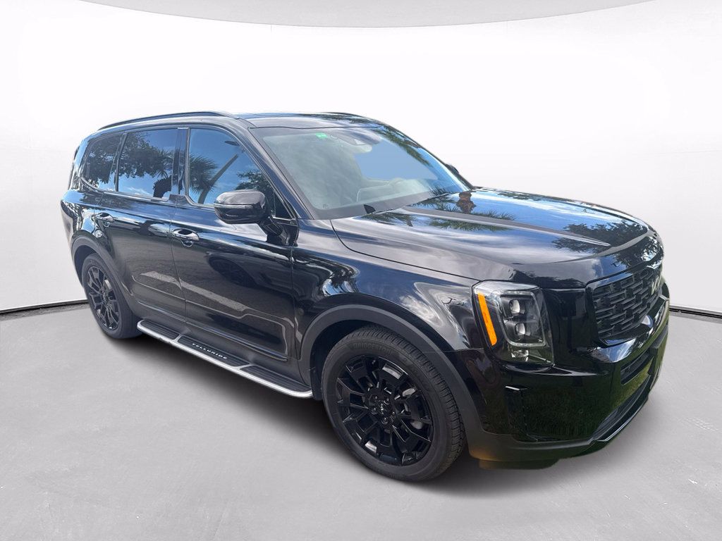 Certified 2022 Kia Telluride SX w/ SX Prestige Package AWD/4WD image 2