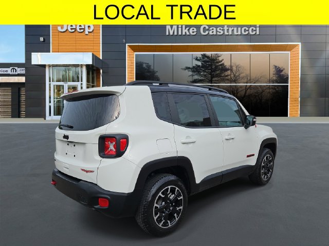 Certified 2023 Jeep Renegade Trailhawk w/ Trailhawk Elite Group AWD/4WD image 4